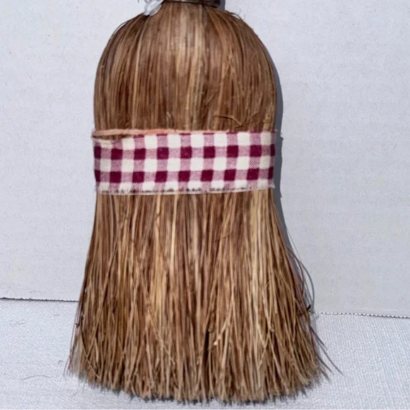 Vintage Whisk Broom Primitive USA Burgundy Check Ribbon Holiday Decor - Picture 14 of 16